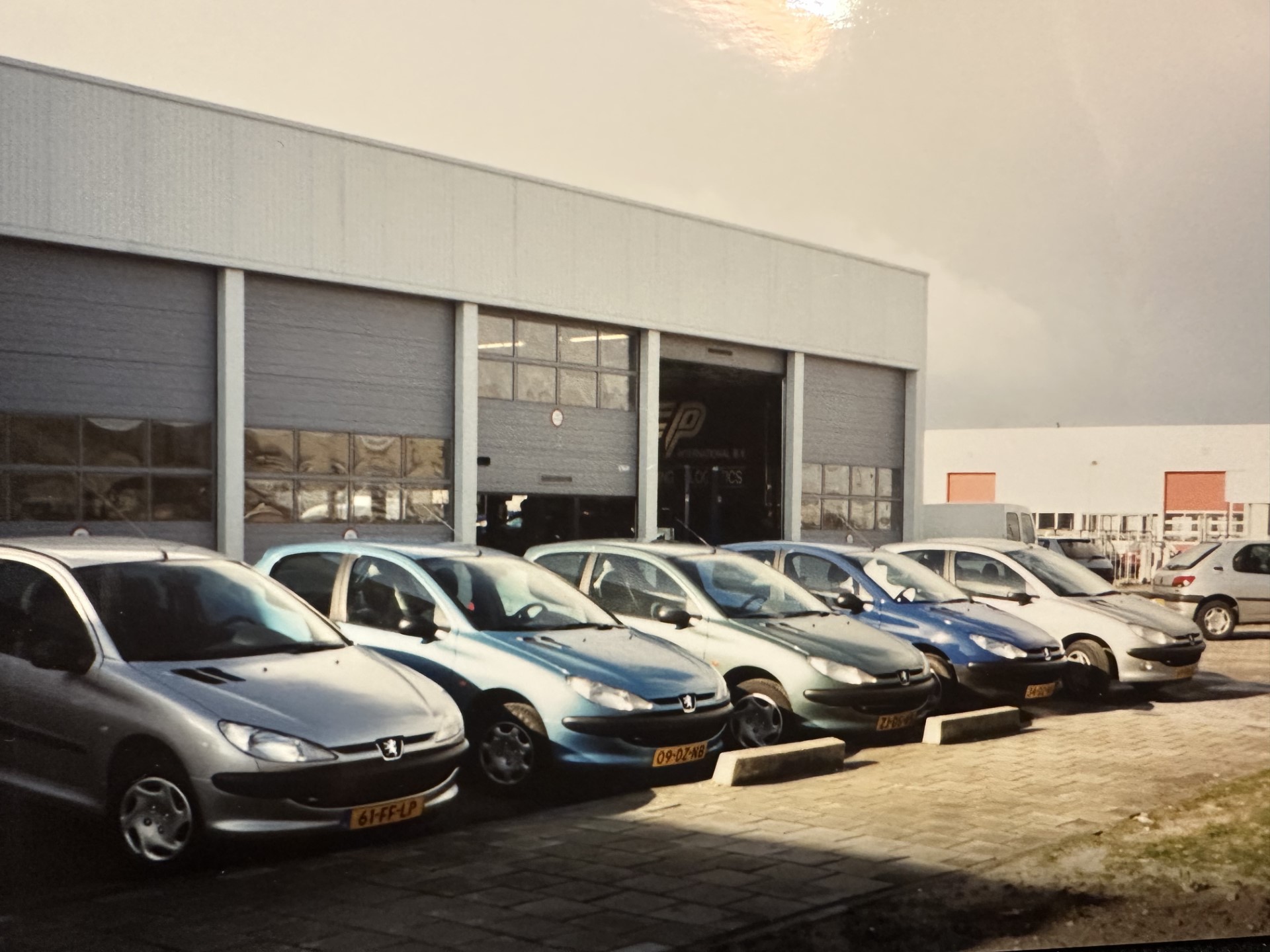 Den Ouden Automotive - Historie